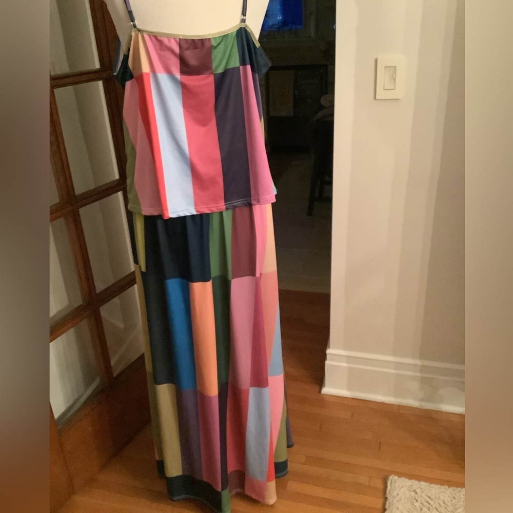 Beyond this plane gorgeous skirt and top set size 4X - Picture 3 of 13